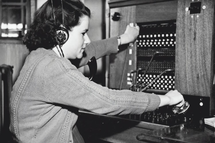 telephone switchboard 750AT